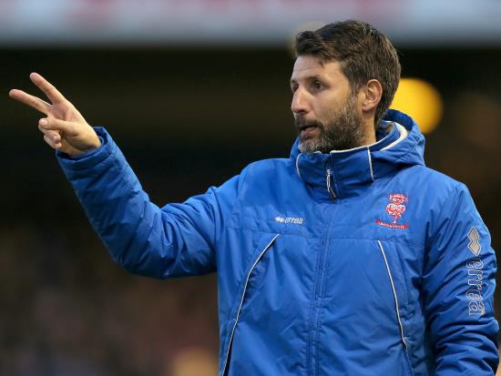 Danny Cowley happy to see Lincoln carry the game to Newport