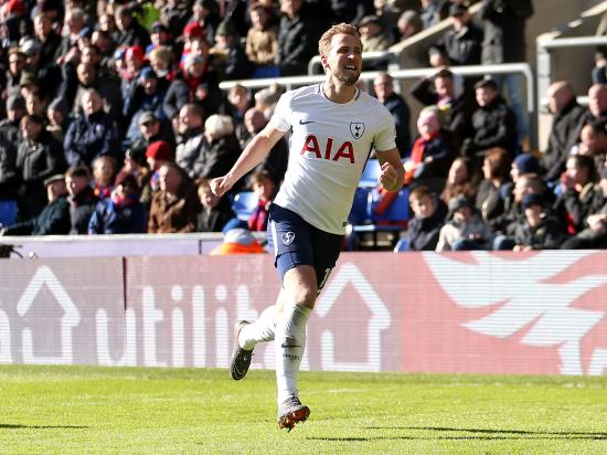 Harry Kane inflicts decisive late blow as Tottenham win at Crystal Palace