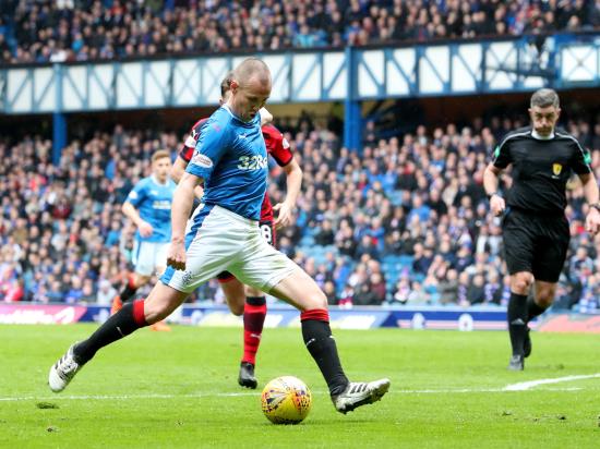 Rangers fire four against Dundee to climb to second spot