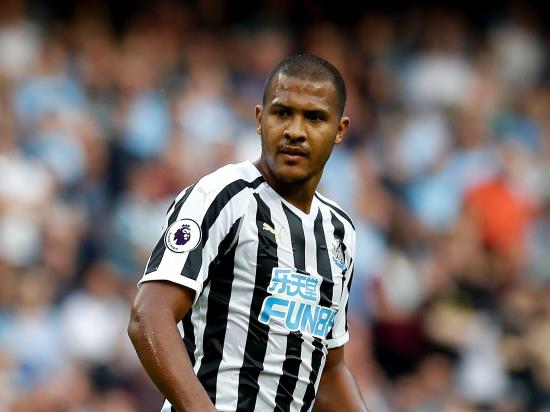 Thigh injury rules Newcastle striker Salomon Rondon out against Leicester