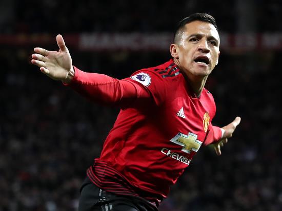 Manchester United vs Everton - Sanchez to miss out again for Manchester United