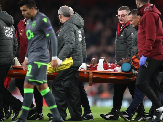 Arsenal boss Unai Emery believes Danny Welbeck’s injury affected his players