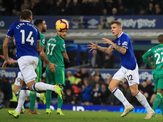 Lucas Digne’s last-gasp equaliser rescues Everton