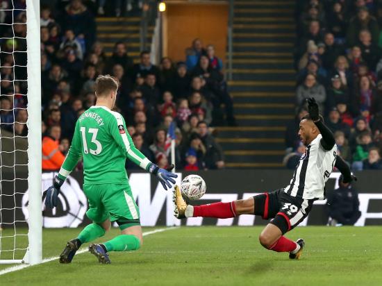 Wes Thomas header earns victory for 10-man Grimsby against MK Dons