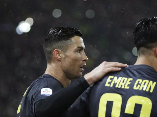 Chiellini hails goalkeeper Szczesny as Juventus leave it late