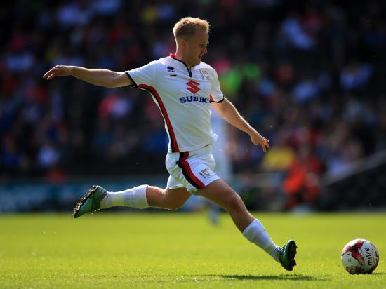 Reeves to continue comeback for MK Dons
