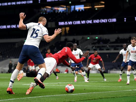 Late contribution from Paul Pogba earns Manchester United a draw at Tottenham