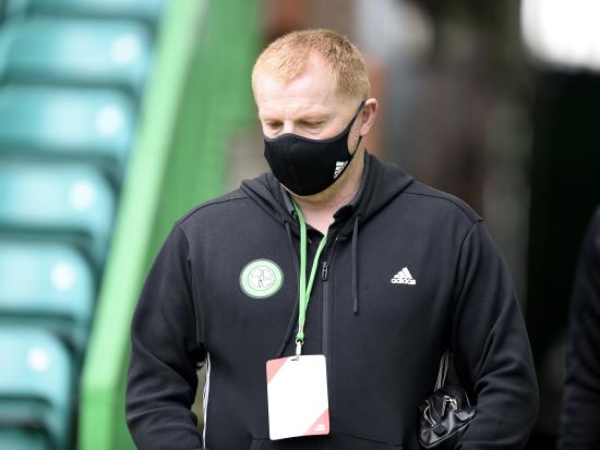 Neil Lennon defends striker selection as Celtic grind down Motherwell