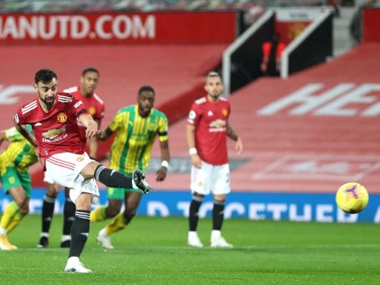 Manchester United scrape to first home league win after penalty controversy