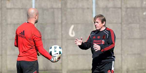 Dalglish confident Liverpool can keep hold of Reina