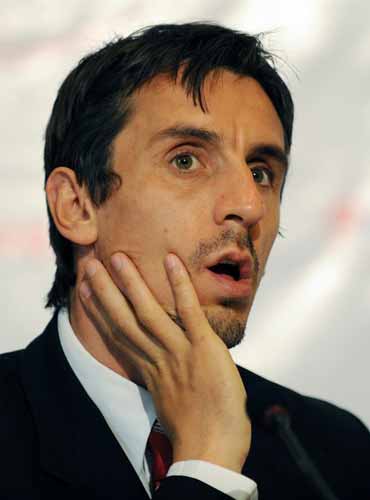 Gary Neville’s drssing room ban