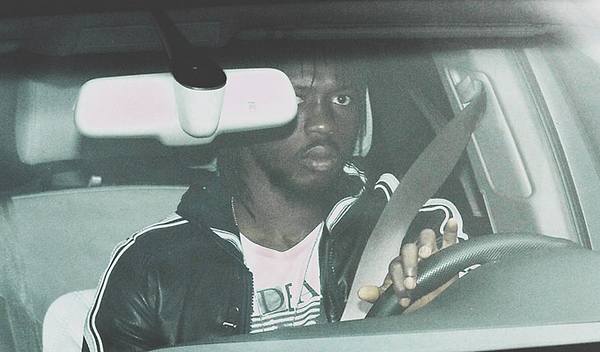 Gervinho behind the wheel 1 year after 'jail' term for running lad over