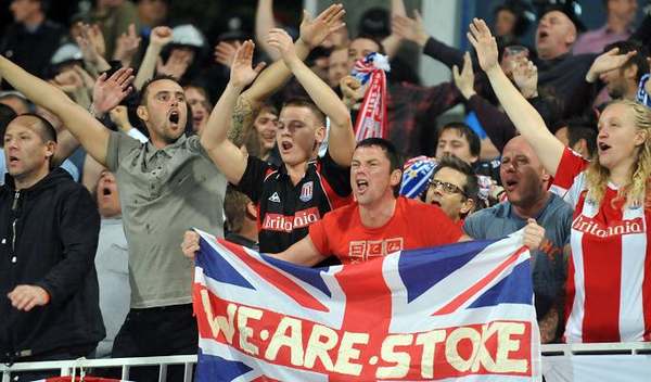 Alex Ferguson hails Stoke fans