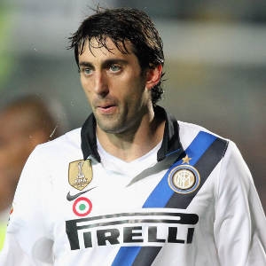 Agent insists Milito going nowhere