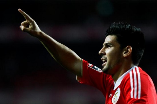 Liverpool lining up swoop for £15m-rated Benfica ace