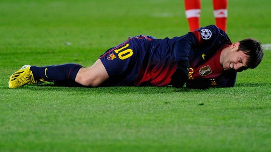 Barca play down Messi injury worries