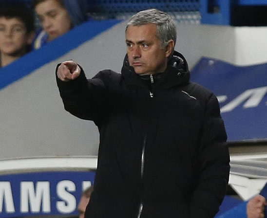 Mourinho hails Essien as Chelsea stalwart seals free transfer to AC Milan