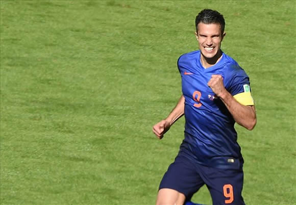 Van Persie: Netherlands were awful in first half