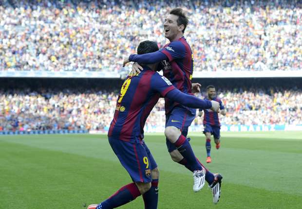 Barcelona 2-0 Valencia: Messi scores 400th goal to seal vital victory