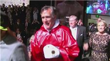 Romney and Holyfield step into ring for charity