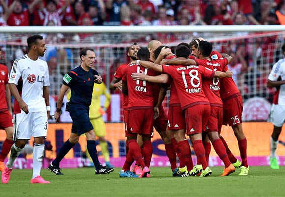 Bayern Munich 3 - 0 Bayer Leverkusen : Bayern Munich back on top of Bundesliga after victory over Bayer Leverkusen