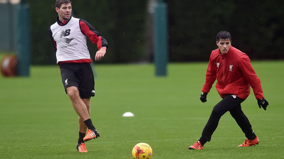 Steven Gerrard trains with Liverpool squad