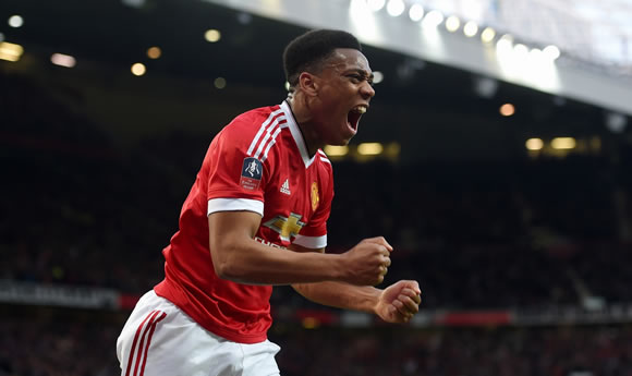 Manchester United 1 - 1 West Ham United: Anthony Martial digs Manchester United out of FA Cup hole as Hammers are denied