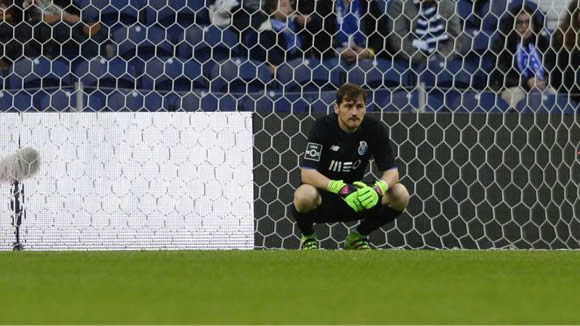 Casillas takes a swipe at Real Madrid after Arbeloa send-off