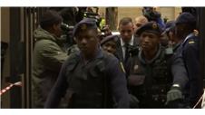 Oscar Pistorius arrives in Pretoria for sentencing