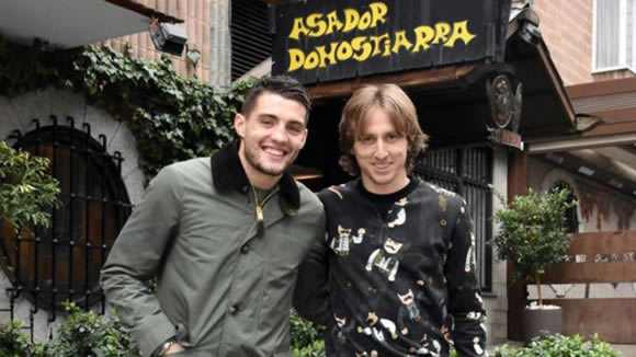 Real Madrid's Croatian duo pop to famous city restaurant