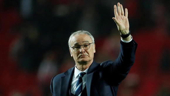 Emotional night as Leicester begin post-Ranieri era