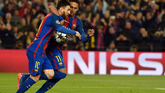 Neymar: Messi will definitely renew at Barcelona