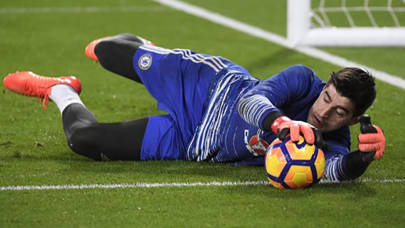 Courtois doesn't see himself at Real Madrid next season