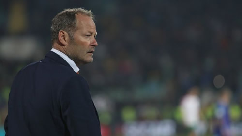 Netherlands sack manager Danny Blind following loss to Bulgaria
