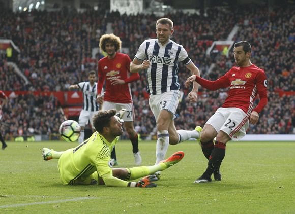 Manchester United 0 - 0 West Bromwich: West Brom frustrate Manchester United as old boy Ben Foster stars