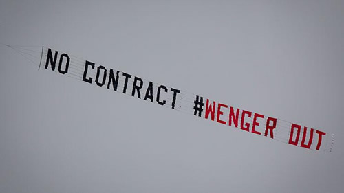 ‘Wenger In’ banner seen flying over Etihad ahead of Manchester derby