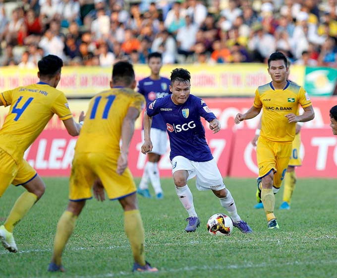 V.League 1 review: Leaders lose to allow Ha Noi to close in