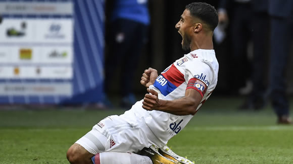 Lyonnais 3 - 2 AS Monaco: Nabil Fekir claims late winner as Lyon issue major blow to Monaco