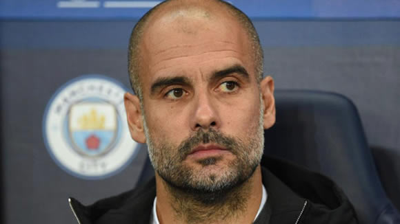 Guardiola away from the pitch: Oasis songs and English exams for the players