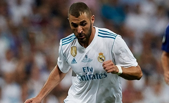 Arsenal left Benzema offer on Real Madrid table