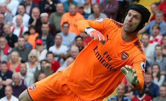 Arsenal keeper Cech: I never had rotations at Chelsea...