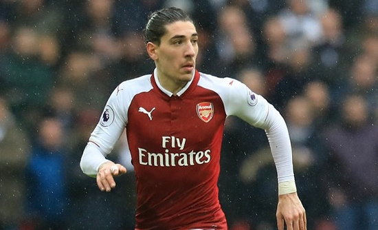 Arsenal willing to sell Hector Bellerin to Man Utd if...