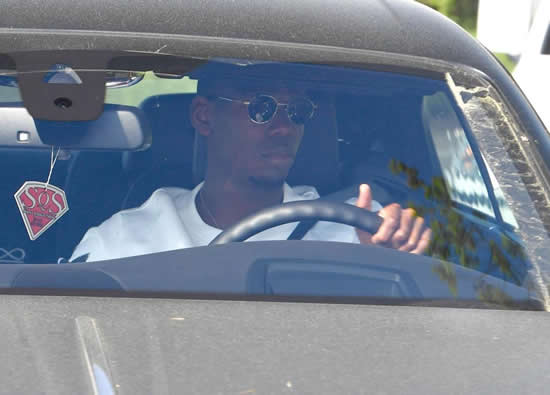 Manchester United players arrive at training for first time since hearing of Sir Alex Ferguson's shock brain haemorrhage operation