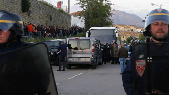 Ligue 2 play-off between Ajaccio and Le Havre called off after visiting team bus attacked