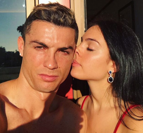 Cristiano Ronaldo’s girlfriend appears with giant RING at World Cup clash