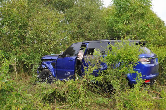 Celtic stars Moussa Dembele, Olivier Ntcham and Odsonne Edouard involved in car crash as Range Rover ends up in bushes close to Irn-Bru factory