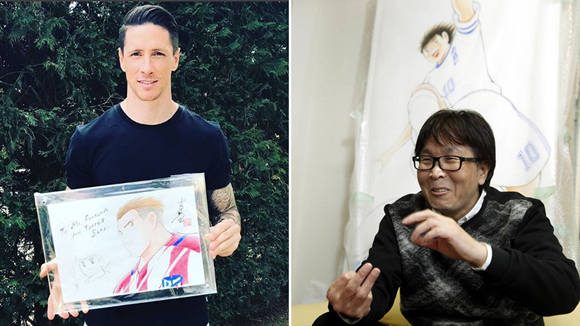 Cartoonist Yoichi Takahashi draws a Fernando Torres portrait