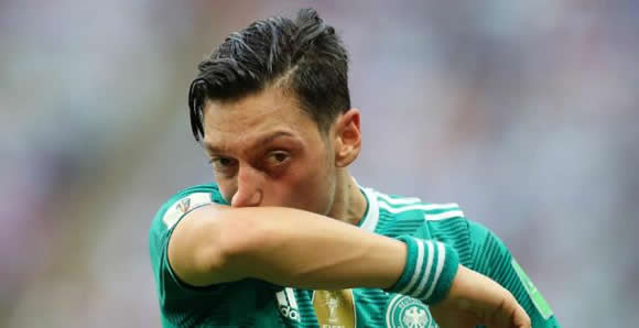 Kroos slams Ozil's 'nonsense' racism accusations