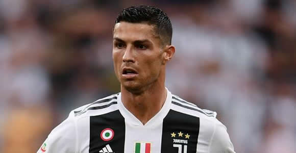 Cristiano Ronaldo to open 'CR7' hotel in Paris
