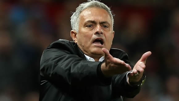 Manchester United boss Jose Mourinho expects 'difficult season'
